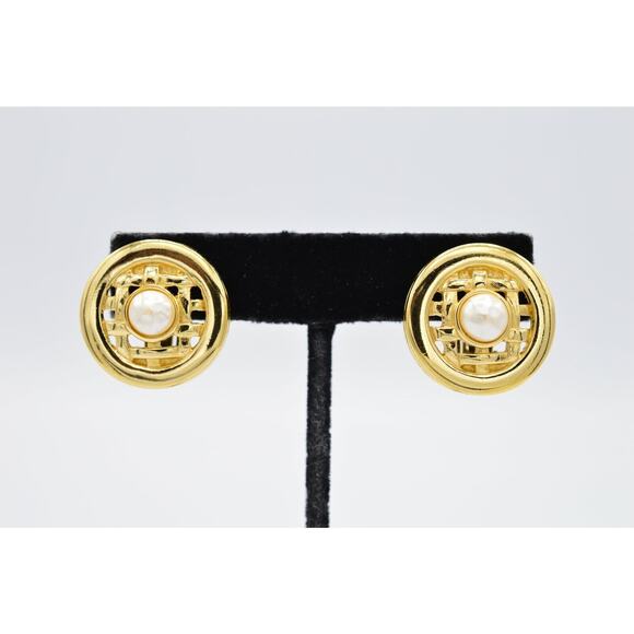 Givenchy Vintage Clip Earrings Pearl Weaved Gold Runway Signed 1980s BinZ - Picture 1 of 9